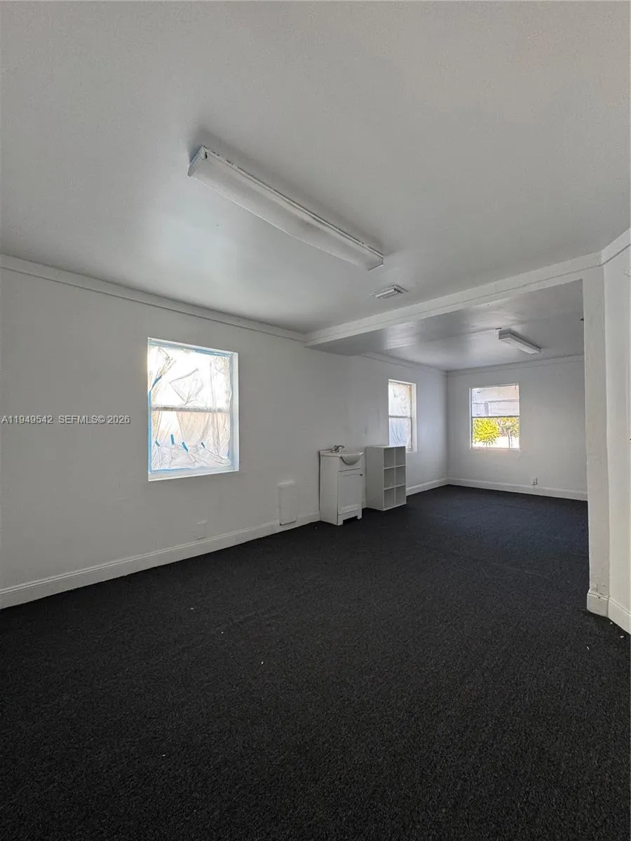 801 E Oakland Park Blvd, Oakland Park, Florida 333, Oakland Park, Florida 33334, ,Commercial Lease,For Rent,801 E Oakland Park Blvd, Oakland Park, Florida 333,A11949542