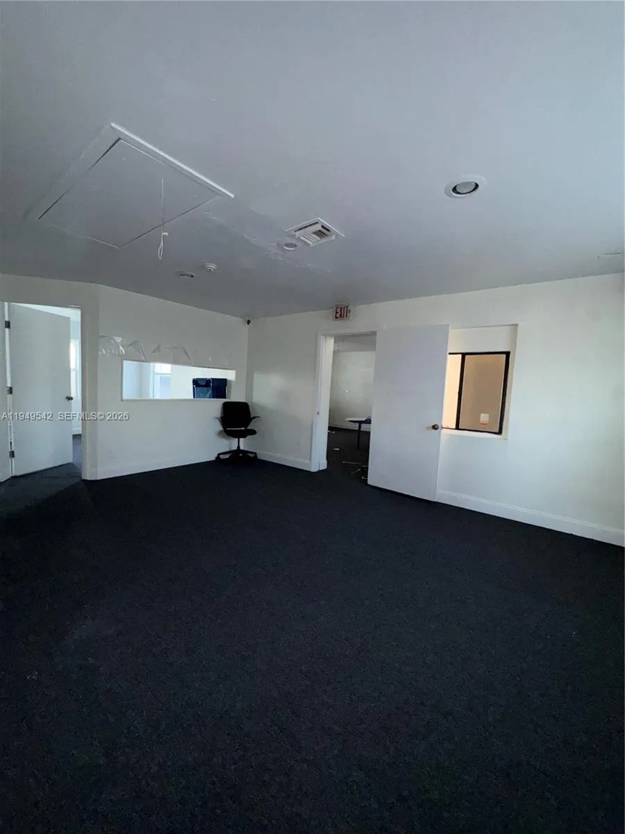 801 E Oakland Park Blvd, Oakland Park, Florida 333, Oakland Park, Florida 33334, ,Commercial Lease,For Rent,801 E Oakland Park Blvd, Oakland Park, Florida 333,A11949542