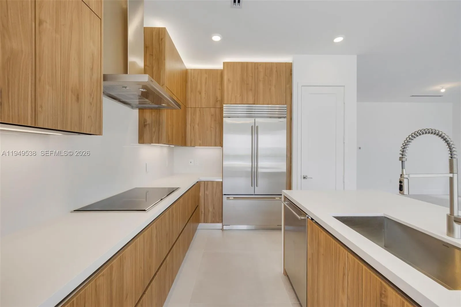 19670 Ne 14th Ct 19670, Miami, Florida 33179, Miami, Florida 33179, 5 Bedrooms Bedrooms, ,4 BathroomsBathrooms,Residential Lease,For Rent,19670 Ne 14th Ct 19670, Miami, Florida 33179,A11949538