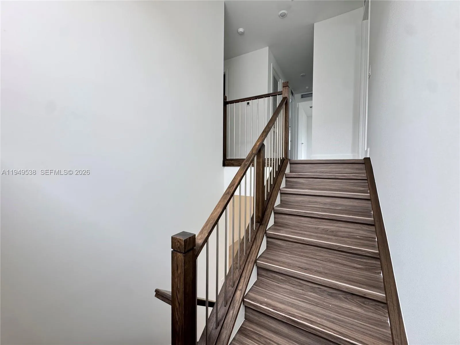 19670 Ne 14th Ct 19670, Miami, Florida 33179, Miami, Florida 33179, 6 Bedrooms Bedrooms, ,4 BathroomsBathrooms,Residential Lease,For Rent,19670 Ne 14th Ct 19670, Miami, Florida 33179,A11949538