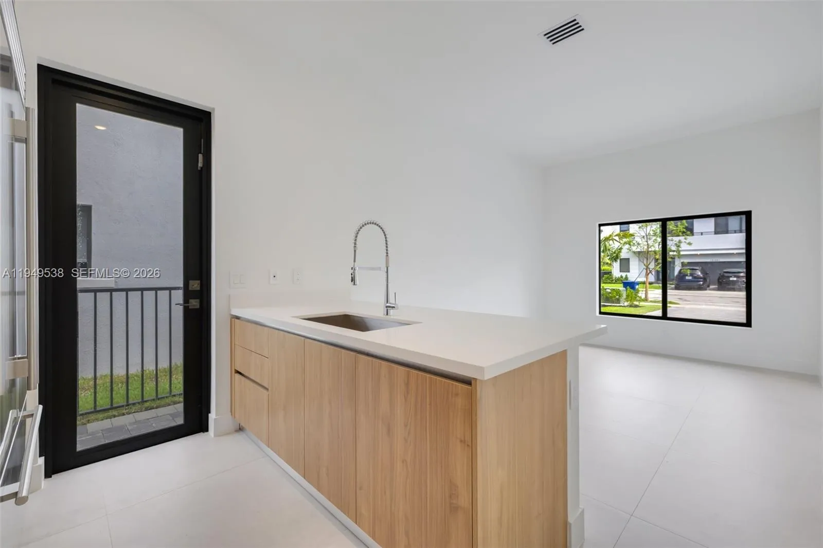 19670 Ne 14th Ct 19670, Miami, Florida 33179, Miami, Florida 33179, 5 Bedrooms Bedrooms, ,4 BathroomsBathrooms,Residential Lease,For Rent,19670 Ne 14th Ct 19670, Miami, Florida 33179,A11949538