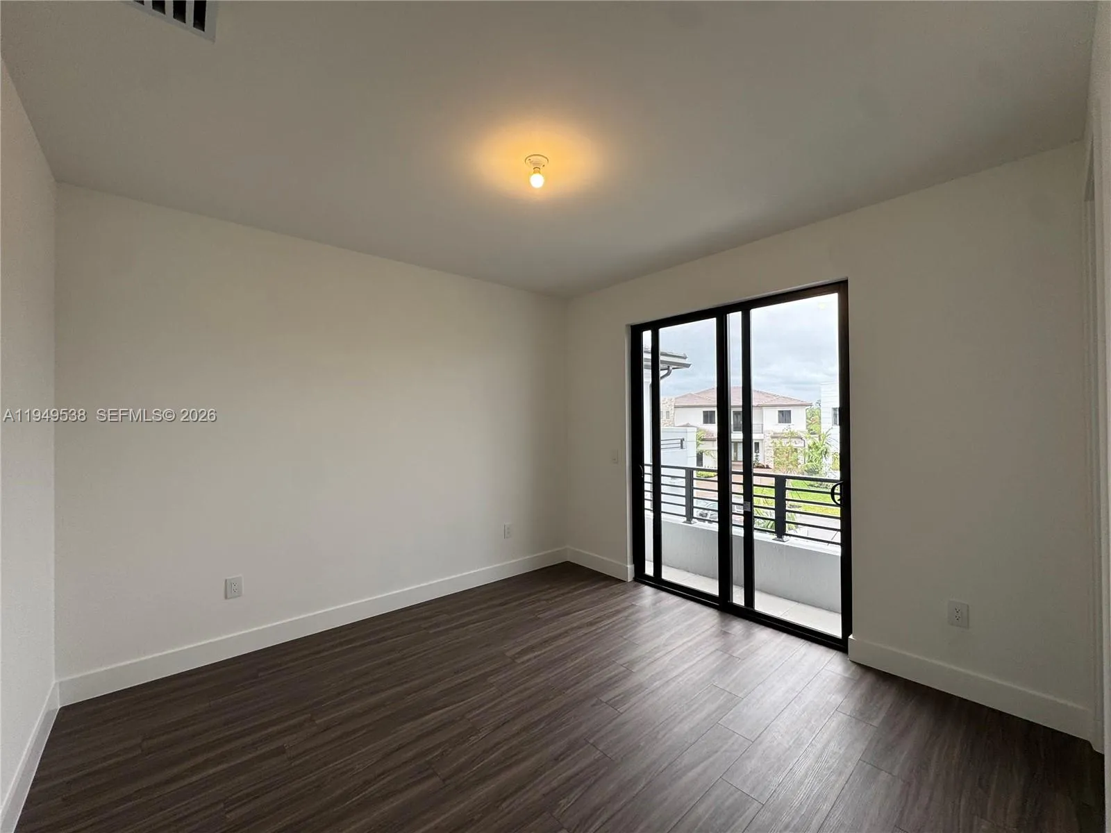 19670 Ne 14th Ct 19670, Miami, Florida 33179, Miami, Florida 33179, 6 Bedrooms Bedrooms, ,4 BathroomsBathrooms,Residential Lease,For Rent,19670 Ne 14th Ct 19670, Miami, Florida 33179,A11949538