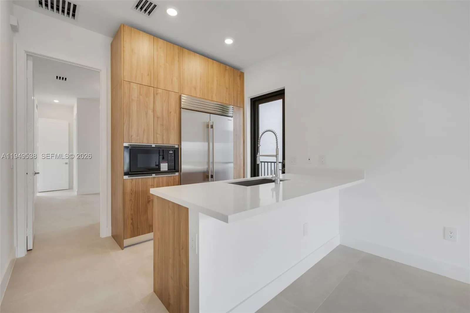 19670 Ne 14th Ct 19670, Miami, Florida 33179, Miami, Florida 33179, 5 Bedrooms Bedrooms, ,4 BathroomsBathrooms,Residential Lease,For Rent,19670 Ne 14th Ct 19670, Miami, Florida 33179,A11949538