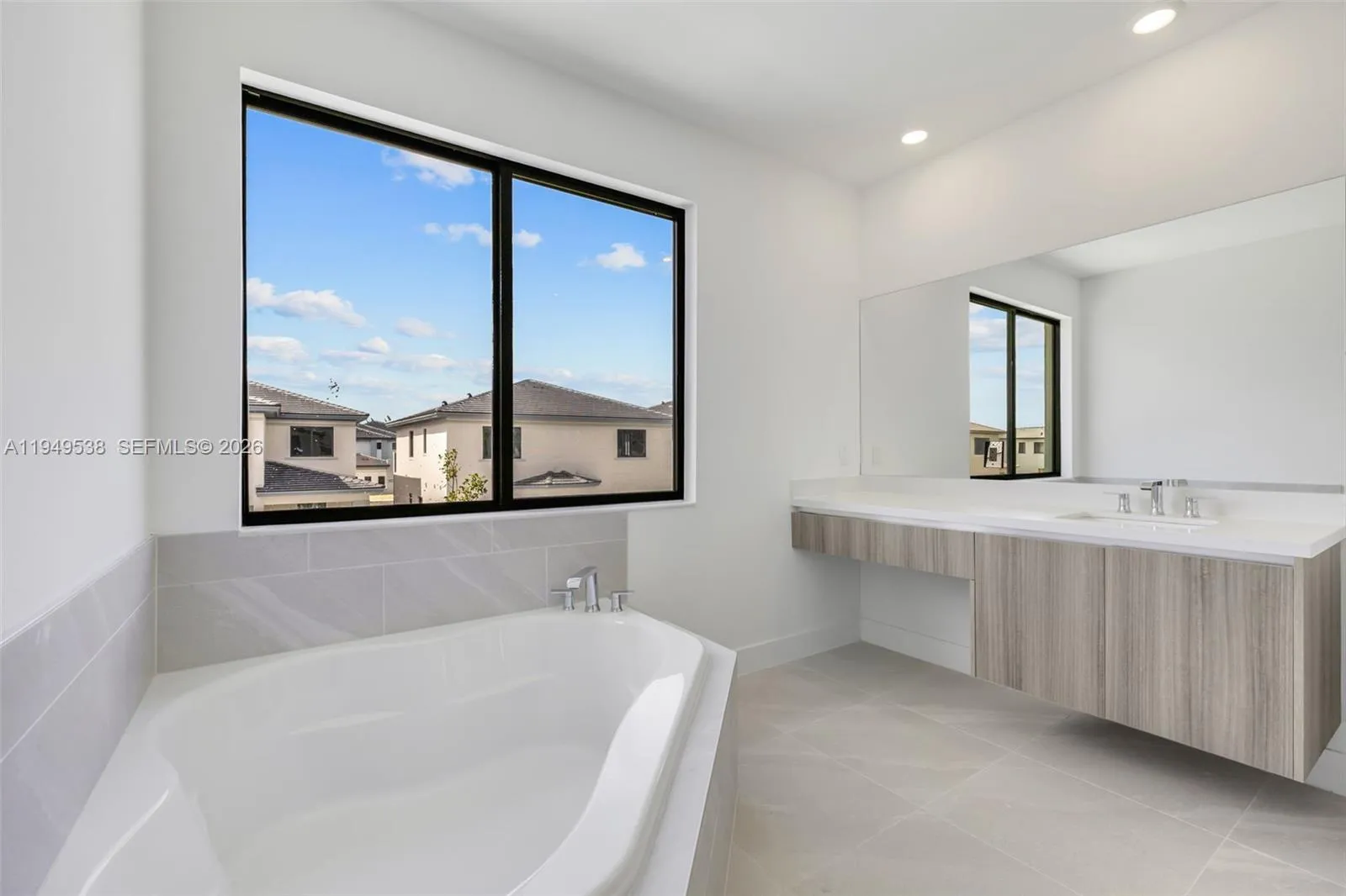 19670 Ne 14th Ct 19670, Miami, Florida 33179, Miami, Florida 33179, 5 Bedrooms Bedrooms, ,4 BathroomsBathrooms,Residential Lease,For Rent,19670 Ne 14th Ct 19670, Miami, Florida 33179,A11949538