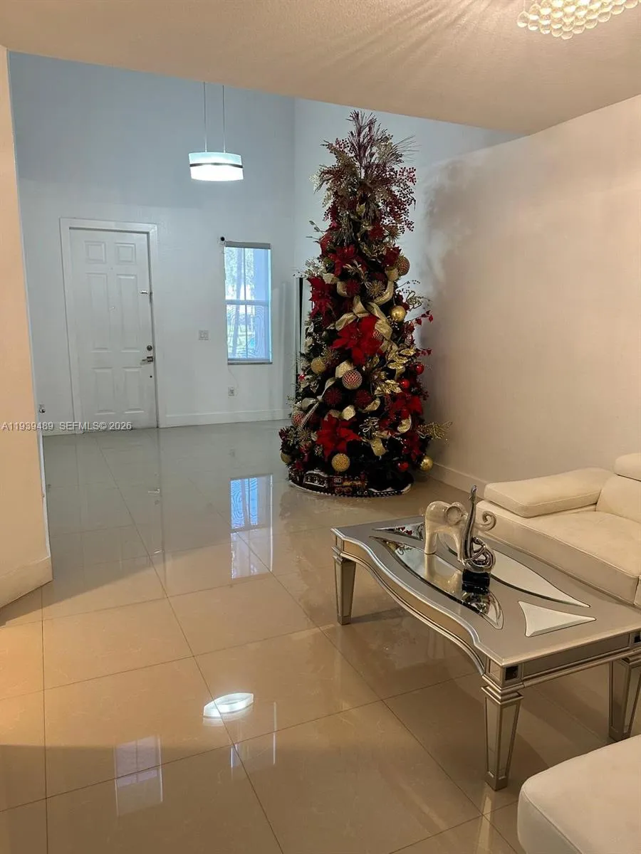 10788 Nw 74th Ln, Doral, Florida 33178, Doral, Florida 33178, 3 Bedrooms Bedrooms, ,3 BathroomsBathrooms,Residential Lease,For Rent,10788 Nw 74th Ln, Doral, Florida 33178,A11939489