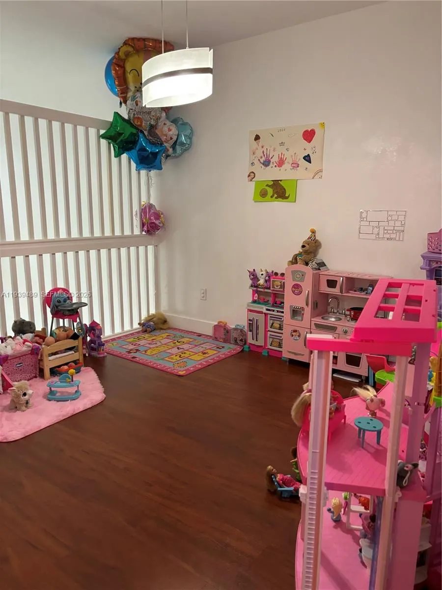 10788 Nw 74th Ln, Doral, Florida 33178, Doral, Florida 33178, 3 Bedrooms Bedrooms, ,3 BathroomsBathrooms,Residential Lease,For Rent,10788 Nw 74th Ln, Doral, Florida 33178,A11939489