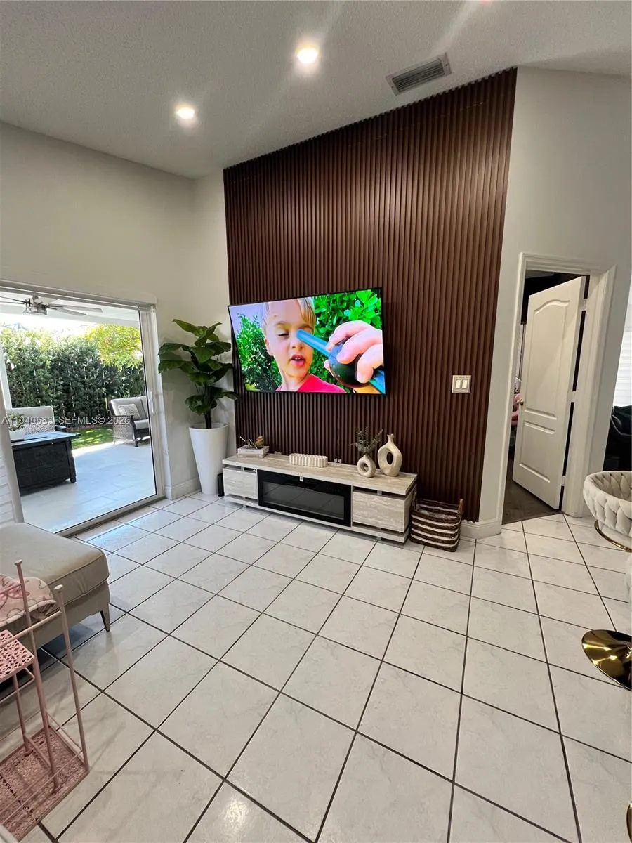 17901 Sw 144th Ave, Miami, Florida 33177, Miami, Florida 33177, 3 Bedrooms Bedrooms, ,2 BathroomsBathrooms,Residential,For Sale,17901 Sw 144th Ave, Miami, Florida 33177,A11949583