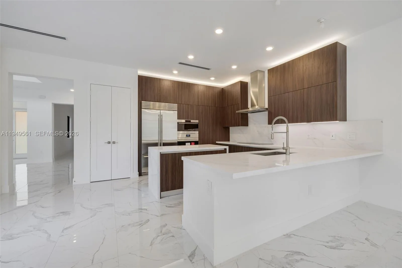 19749 Ne 16th Pl 19749, Miami, Florida 33179, Miami, Florida 33179, 5 Bedrooms Bedrooms, ,3 BathroomsBathrooms,Residential Lease,For Rent,19749 Ne 16th Pl 19749, Miami, Florida 33179,A11949561