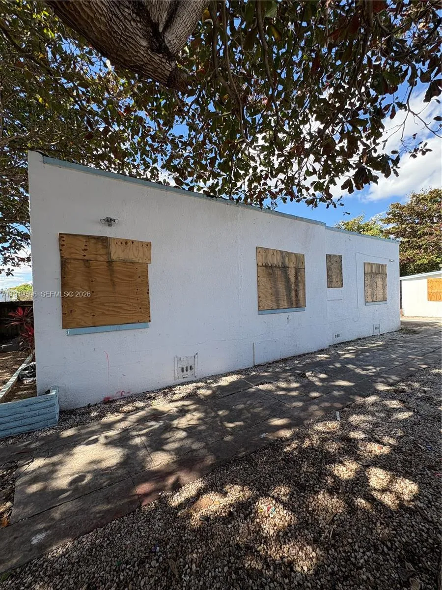 2341 Sw 9th St, Miami, Florida 33135, Miami, Florida 33135, ,Residential Income,For Sale,2341 Sw 9th St, Miami, Florida 33135,A11949596