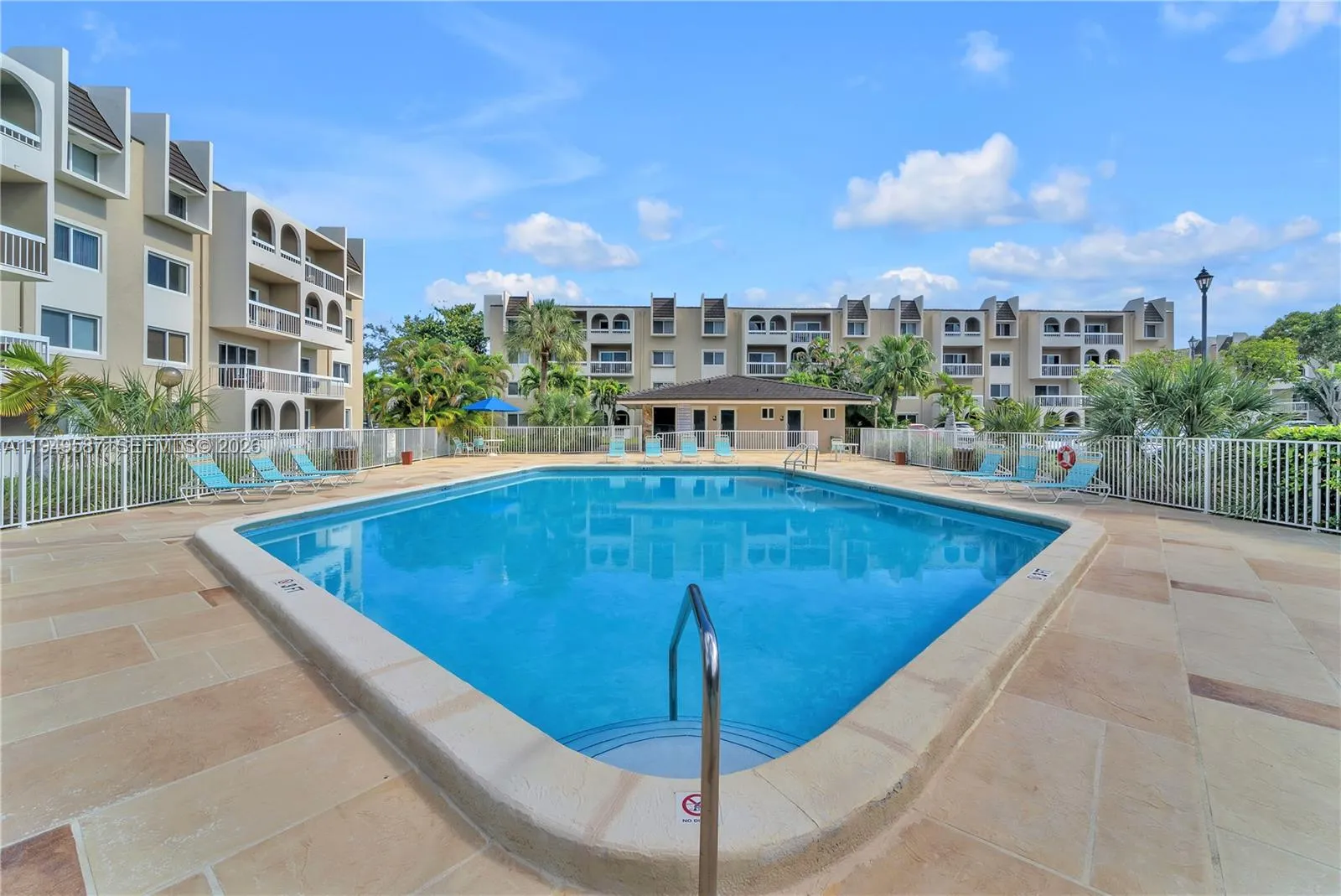 7820 Camino Real J316, Miami, Florida 33143, Miami, Florida 33143, 1 Bedroom Bedrooms, ,1 BathroomBathrooms,Residential Lease,For Rent,7820 Camino Real J316, Miami, Florida 33143,A11949587