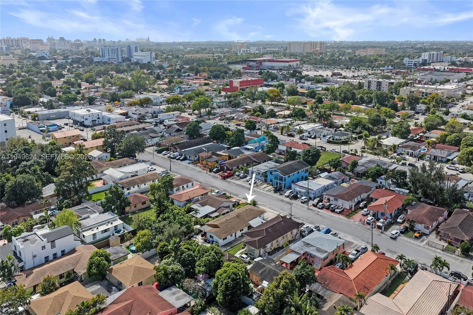 901 Nw 34th Ave, Miami, Florida 33125, Miami, Florida 33125, ,Residential Income,For Sale,901 Nw 34th Ave, Miami, Florida 33125,A11949624