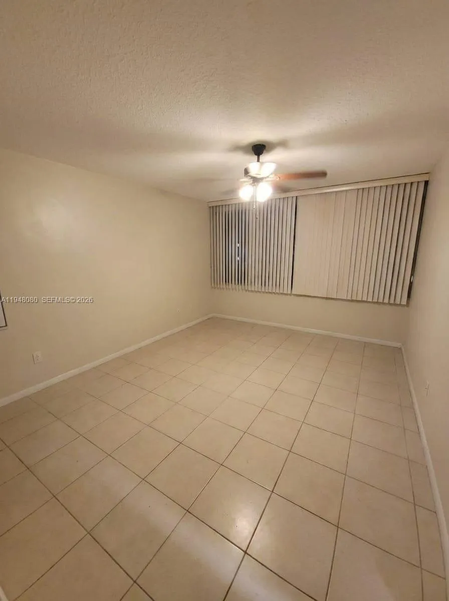 1591 Ne Miami Gardens Dr 205, Miami, Florida 33179, Miami, Florida 33179, 2 Bedrooms Bedrooms, ,2 BathroomsBathrooms,Residential Lease,For Rent,1591 Ne Miami Gardens Dr 205, Miami, Florida 33179,A11948080