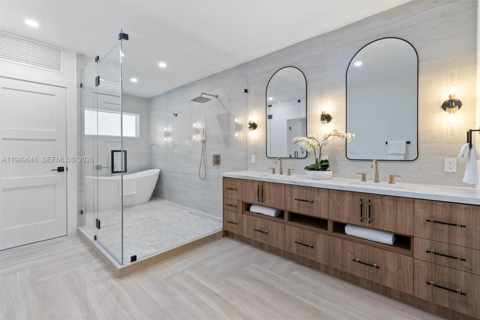 420 Ne 55th Ter, Miami, Florida 33137, Miami, Florida 33137, 4 Bedrooms Bedrooms, ,4 BathroomsBathrooms,Residential,For Sale,420 Ne 55th Ter, Miami, Florida 33137,A11949641