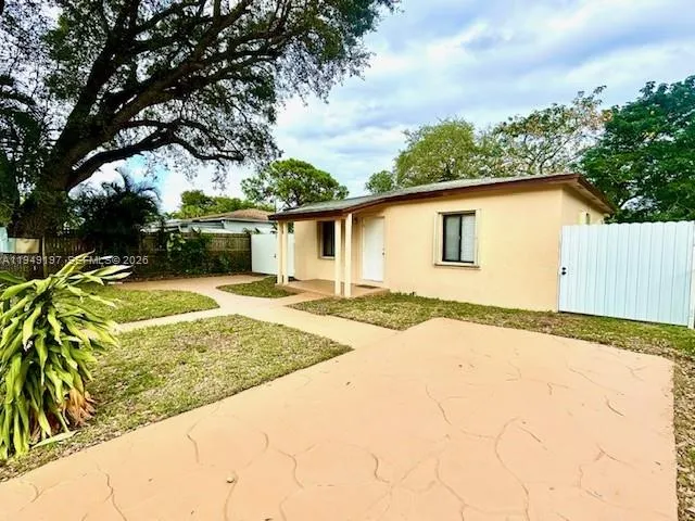 832 Nw 16th Ter, Fort Lauderdale, Florida 33311, Fort Lauderdale, Florida 33311, 2 Bedrooms Bedrooms, ,1 BathroomBathrooms,Residential,For Sale,832 Nw 16th Ter, Fort Lauderdale, Florida 33311,A11949197