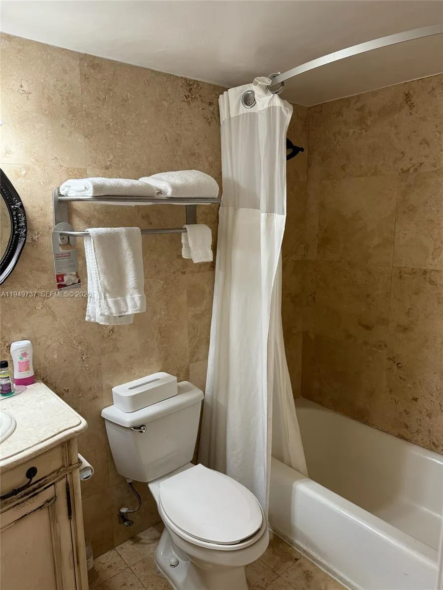 19201 Collins Ave 831, Sunny Isles Beach, Florida, Sunny Isles Beach, Florida 33160, ,1 BathroomBathrooms,Residential,For Sale,19201 Collins Ave 831, Sunny Isles Beach, Florida ,A11949737