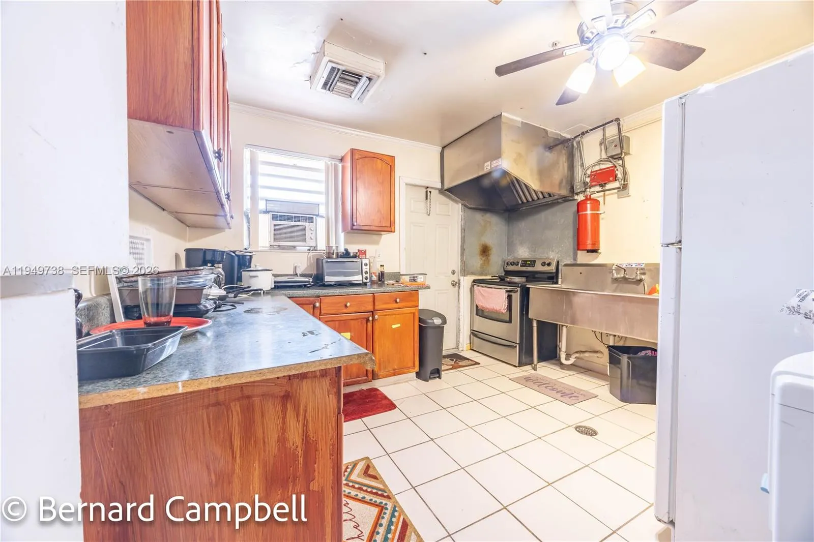 129 Se 5th St 1-4, Hallandale Beach, Florida 33009, Hallandale Beach, Florida 33009, 1 Bedroom Bedrooms, ,1 BathroomBathrooms,Residential Lease,For Rent,129 Se 5th St 1-4, Hallandale Beach, Florida 33009,A11949738