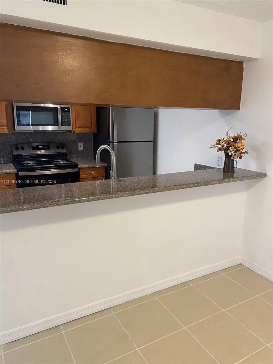 8180 Geneva Ct 521, Doral, Florida 33166, Doral, Florida 33166, 1 Bedroom Bedrooms, ,1 BathroomBathrooms,Residential Lease,For Rent,8180 Geneva Ct 521, Doral, Florida 33166,A11949746