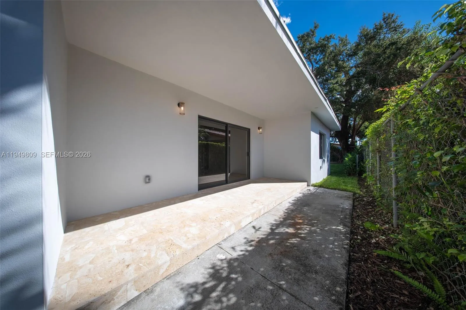 2625 Sw 32nd Ct 2625, Miami, Florida 33133, Miami, Florida 33133, 3 Bedrooms Bedrooms, ,2 BathroomsBathrooms,Residential Lease,For Rent,2625 Sw 32nd Ct 2625, Miami, Florida 33133,A11949809