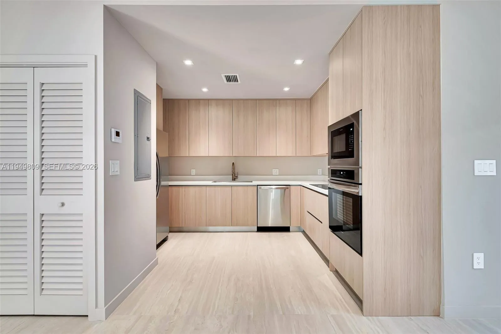 2625 Sw 32nd Ct 2625, Miami, Florida 33133, Miami, Florida 33133, 3 Bedrooms Bedrooms, ,2 BathroomsBathrooms,Residential Lease,For Rent,2625 Sw 32nd Ct 2625, Miami, Florida 33133,A11949809