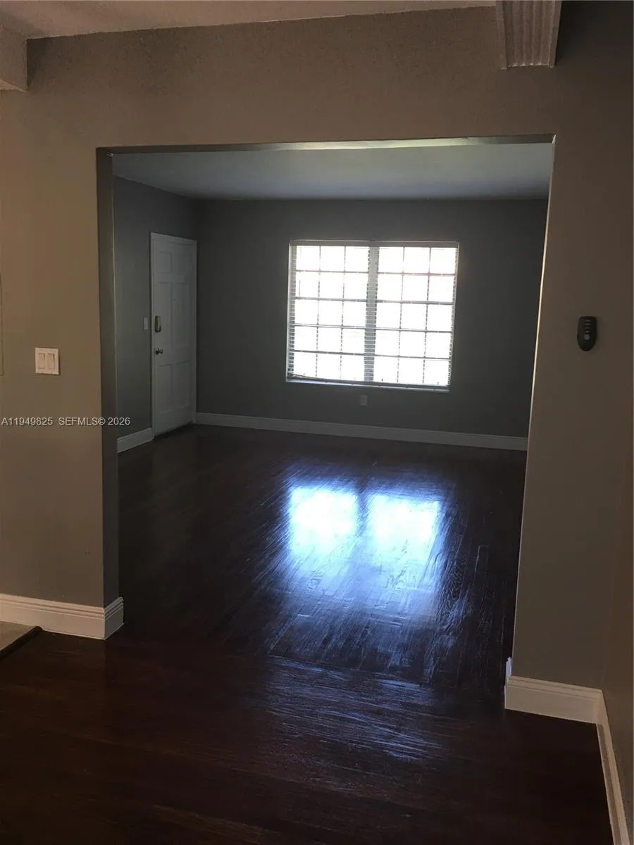 661 Sw 11th St 22w, Miami, Florida 33129, Miami, Florida 33129, 2 Bedrooms Bedrooms, ,1 BathroomBathrooms,Residential Lease,For Rent,661 Sw 11th St 22w, Miami, Florida 33129,A11949825