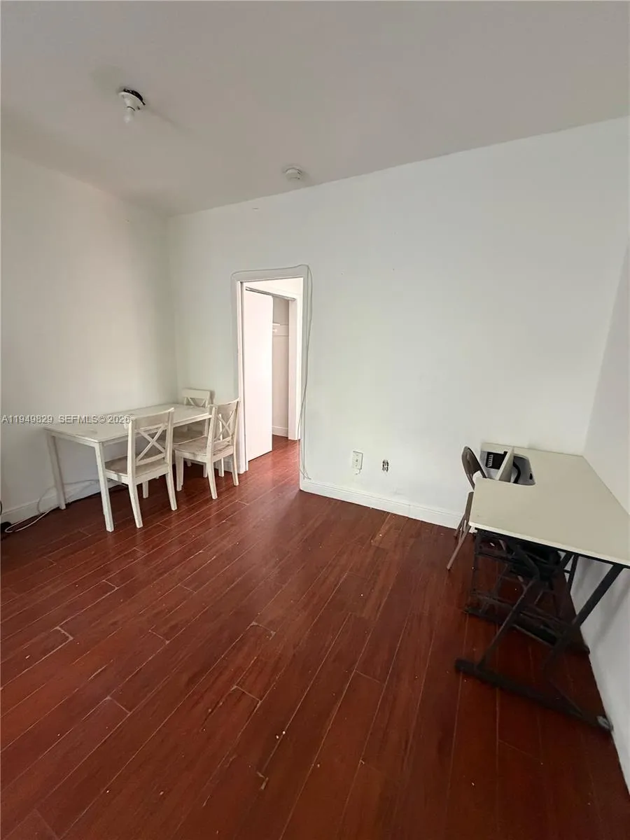 1026 Euclid Ave 6, Miami Beach, Florida 33139, Miami Beach, Florida 33139, 2 Bedrooms Bedrooms, ,1 BathroomBathrooms,Residential Lease,For Rent,1026 Euclid Ave 6, Miami Beach, Florida 33139,A11949829
