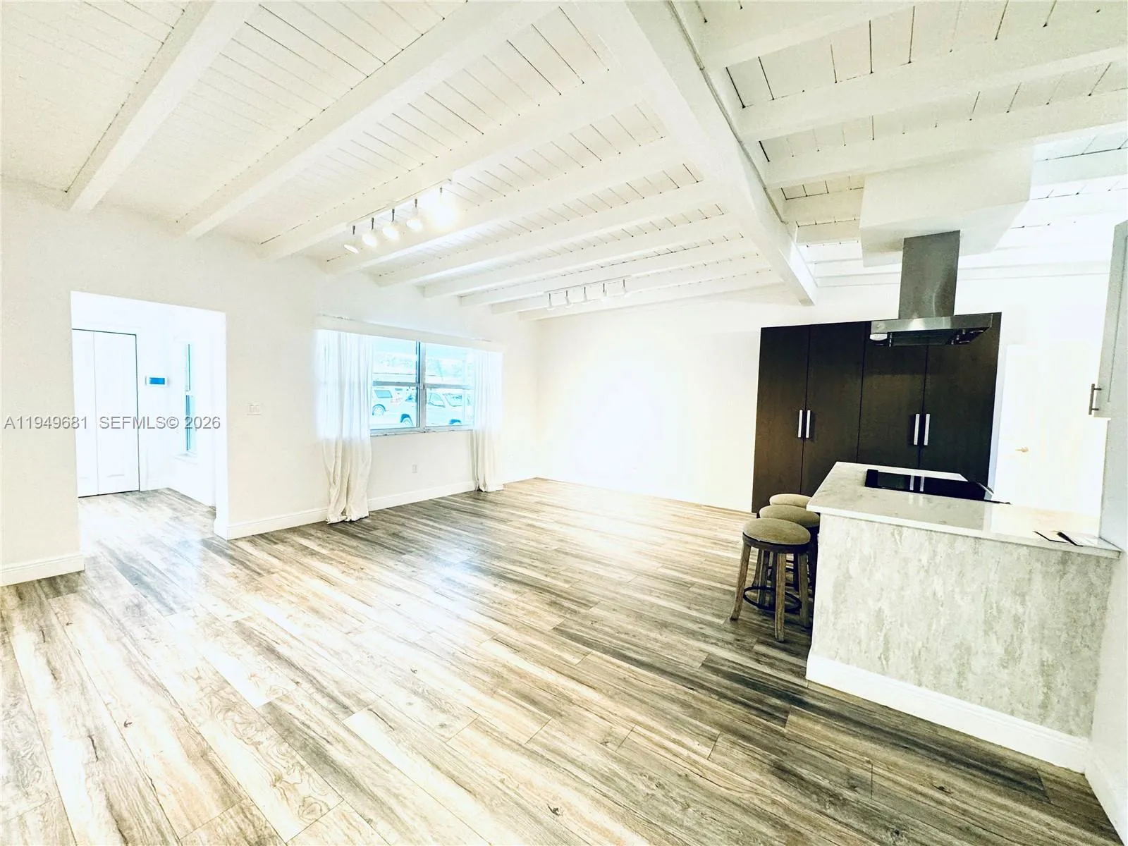 2075 S Hibiscus Dr, North Miami, Florida 33181, North Miami, Florida 33181, 3 Bedrooms Bedrooms, ,3 BathroomsBathrooms,Residential,For Sale,2075 S Hibiscus Dr, North Miami, Florida 33181,A11949681