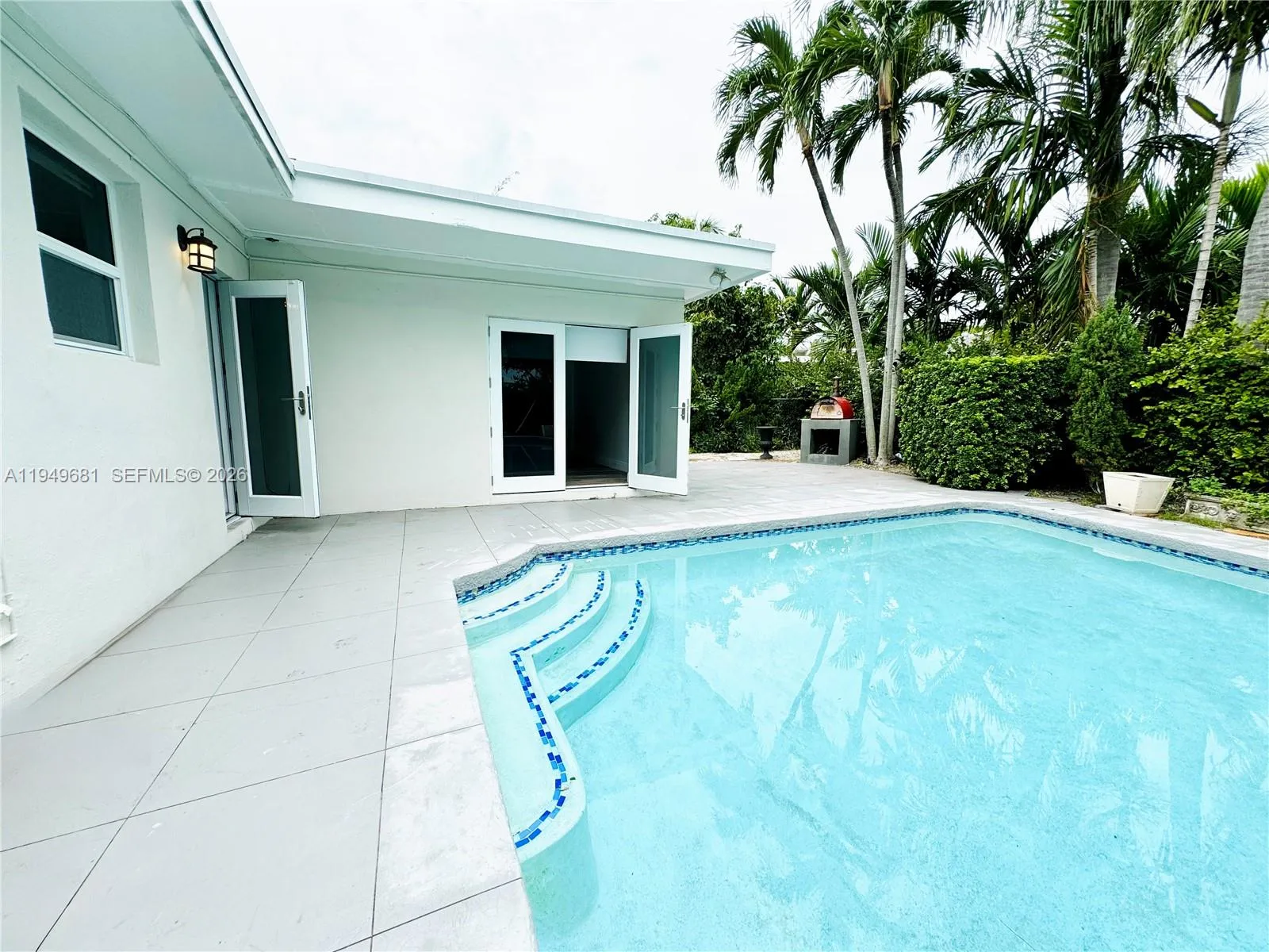 2075 S Hibiscus Dr, North Miami, Florida 33181, North Miami, Florida 33181, 3 Bedrooms Bedrooms, ,3 BathroomsBathrooms,Residential,For Sale,2075 S Hibiscus Dr, North Miami, Florida 33181,A11949681