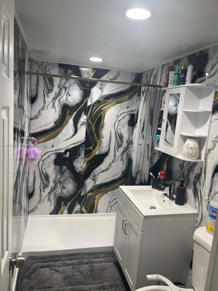 13110 Sw 10th St, Miami, Florida 33184, Miami, Florida 33184, 3 Bedrooms Bedrooms, ,2 BathroomsBathrooms,Residential,For Sale,13110 Sw 10th St, Miami, Florida 33184,A11947882