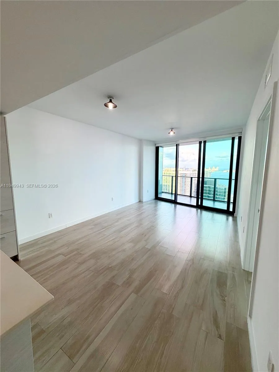 1300 S Miami Ave 4004, Miami, Florida 33130, Miami, Florida 33130, 1 Bedroom Bedrooms, ,1 BathroomBathrooms,Residential Lease,For Rent,1300 S Miami Ave 4004, Miami, Florida 33130,A11949943