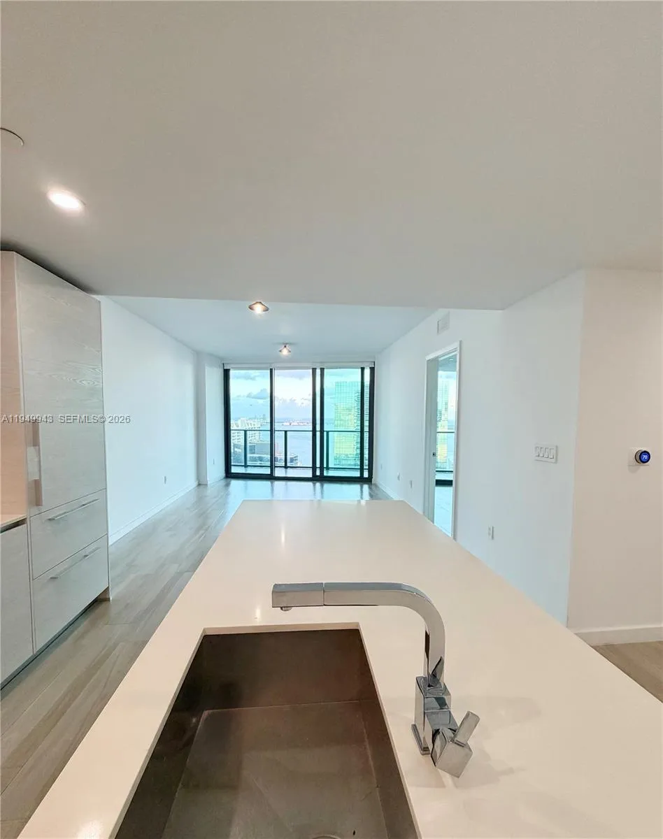 1300 S Miami Ave 4004, Miami, Florida 33130, Miami, Florida 33130, 1 Bedroom Bedrooms, ,1 BathroomBathrooms,Residential Lease,For Rent,1300 S Miami Ave 4004, Miami, Florida 33130,A11949943
