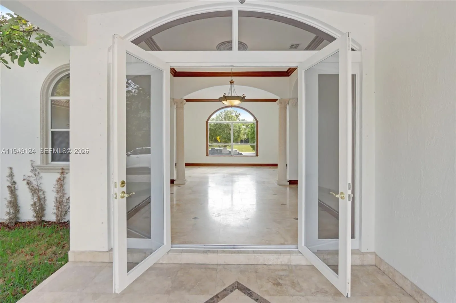 8480 Sw 98th St, Miami, Florida 33156, Miami, Florida 33156, 7 Bedrooms Bedrooms, ,6 BathroomsBathrooms,Residential Lease,For Rent,8480 Sw 98th St, Miami, Florida 33156,A11949124