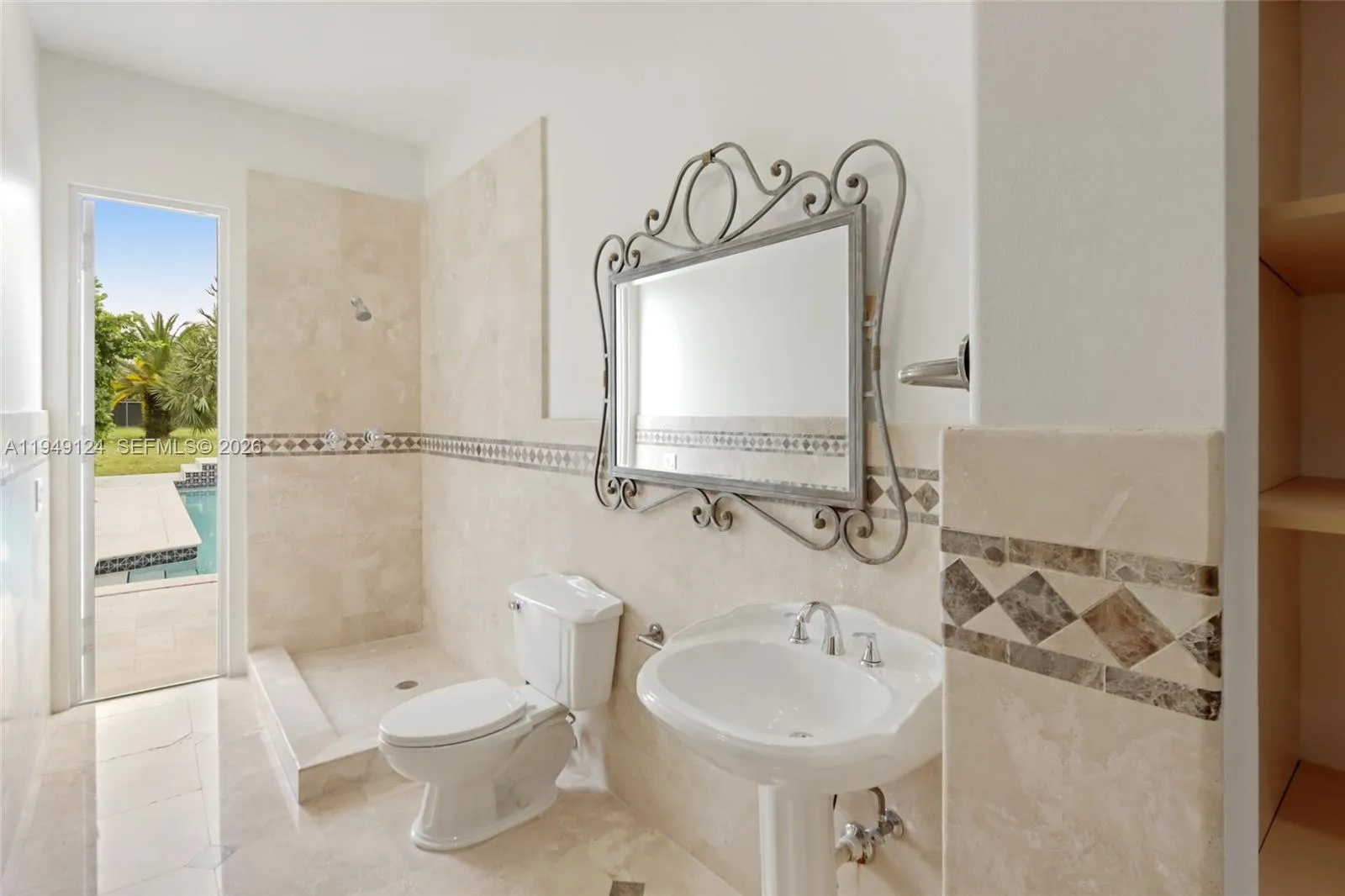 8480 Sw 98th St, Miami, Florida 33156, Miami, Florida 33156, 7 Bedrooms Bedrooms, ,6 BathroomsBathrooms,Residential Lease,For Rent,8480 Sw 98th St, Miami, Florida 33156,A11949124