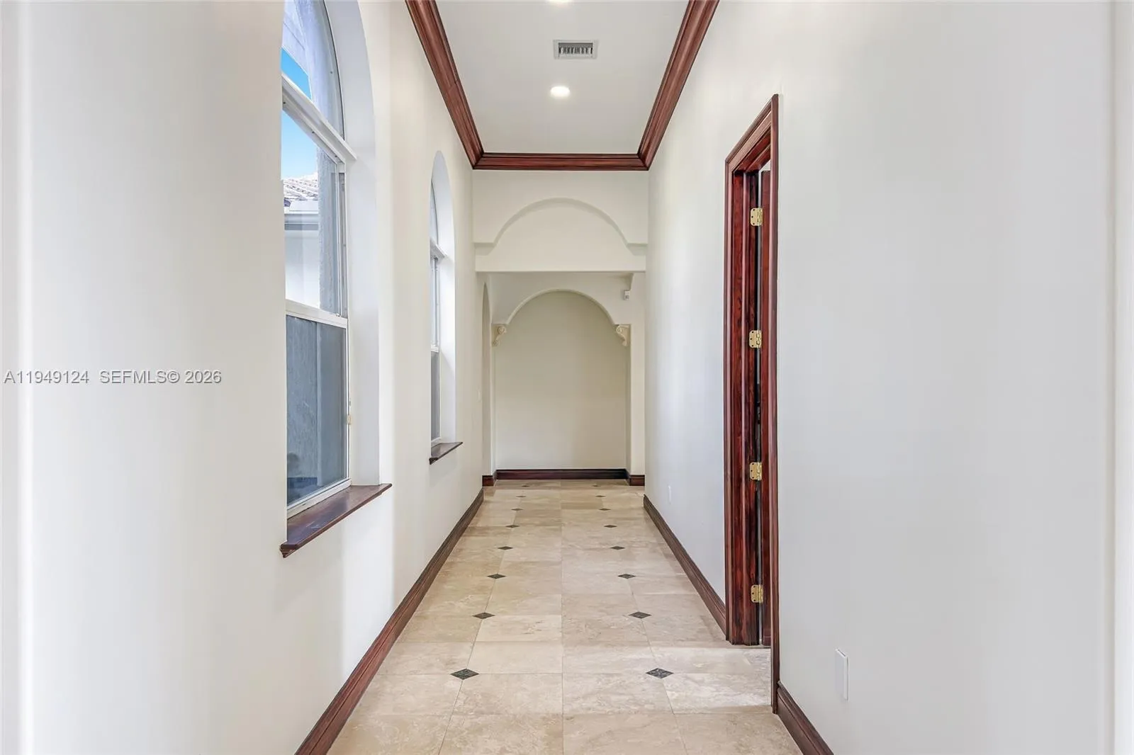 8480 Sw 98th St, Miami, Florida 33156, Miami, Florida 33156, 7 Bedrooms Bedrooms, ,6 BathroomsBathrooms,Residential Lease,For Rent,8480 Sw 98th St, Miami, Florida 33156,A11949124