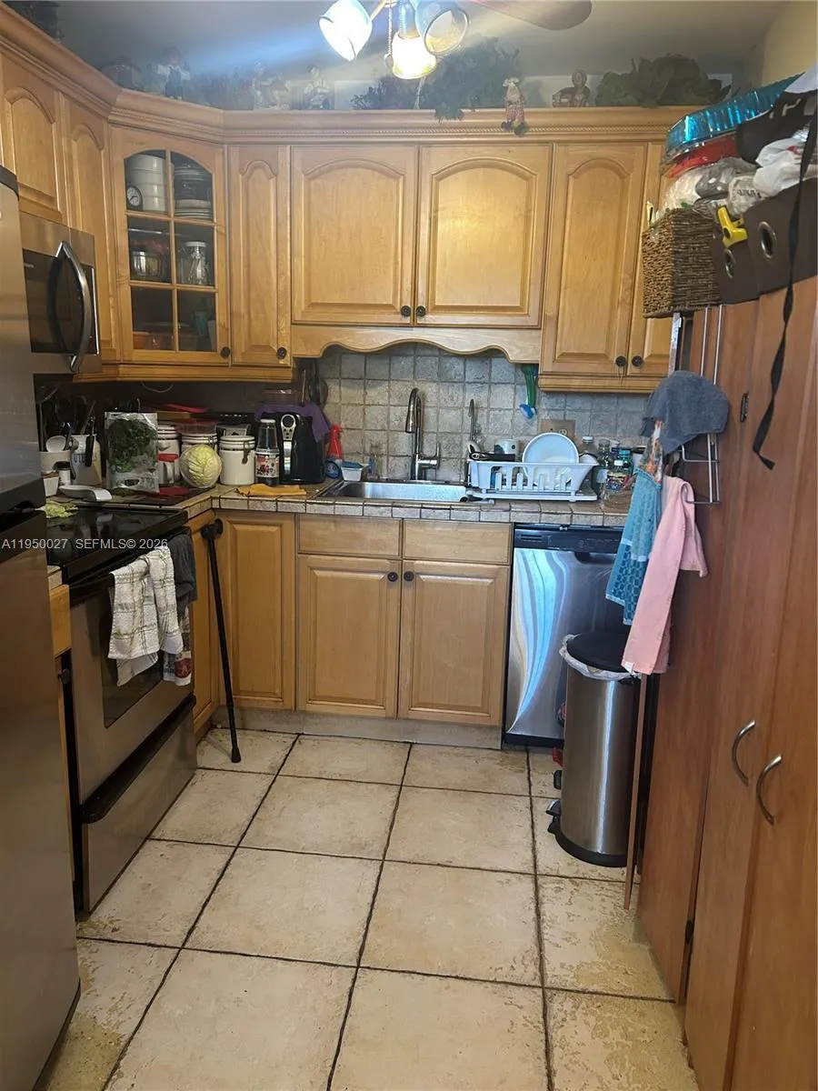 13455 Sw 9th Ct 112j, Pembroke Pines, Florida 3302, Pembroke Pines, Florida 33027, 2 Bedrooms Bedrooms, ,1 BathroomBathrooms,Residential,For Sale,13455 Sw 9th Ct 112j, Pembroke Pines, Florida 3302,A11950027