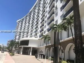 6039 Collins Ave 1131, Miami Beach, Florida 33140, Miami Beach, Florida 33140, 2 Bedrooms Bedrooms, ,2 BathroomsBathrooms,Residential,For Sale,6039 Collins Ave 1131, Miami Beach, Florida 33140,A11950023