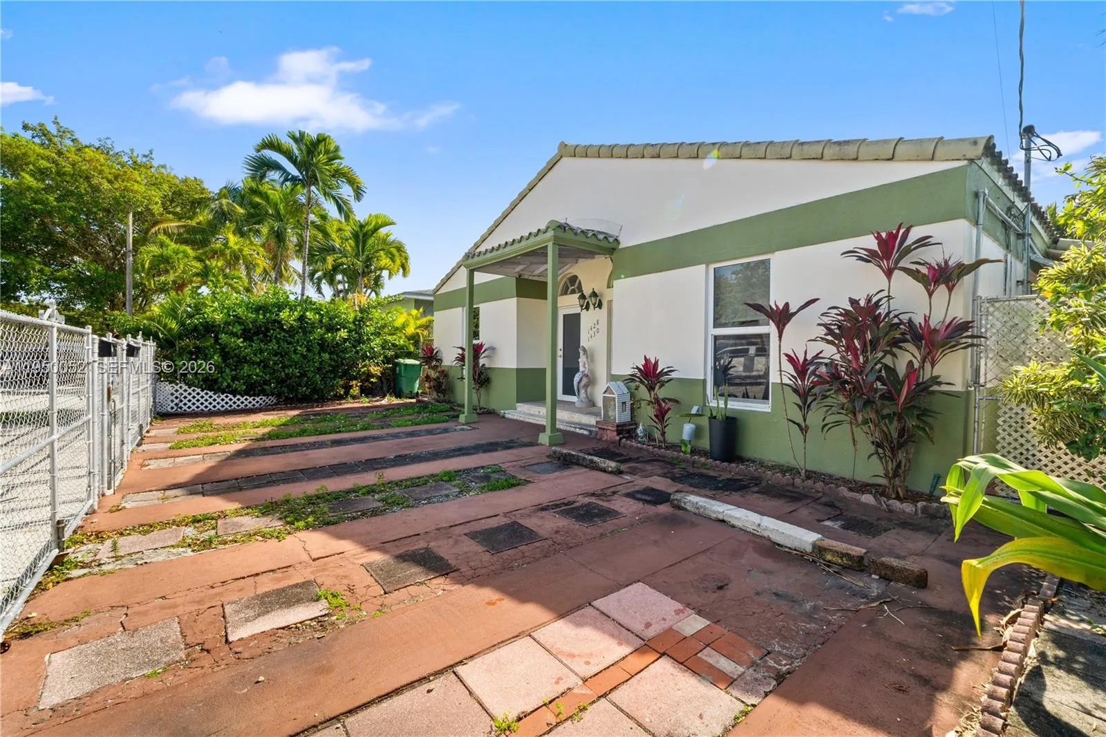 1428 Sw 20th St, Miami, Florida 33145, Miami, Florida 33145, ,Residential Income,For Sale,1428 Sw 20th St, Miami, Florida 33145,A11950052