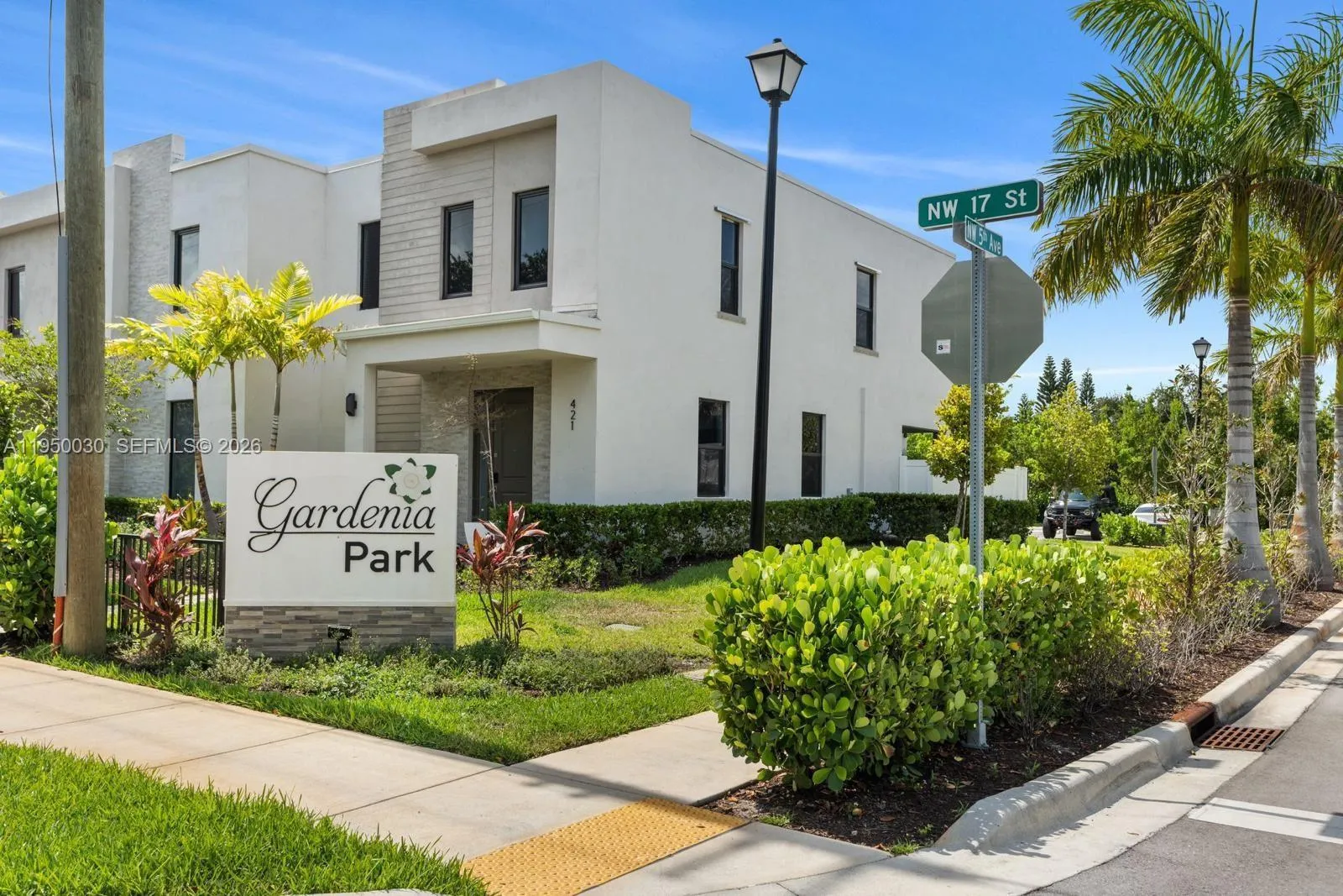 421 Nw 17th St, Fort Lauderdale, Florida 33311, Fort Lauderdale, Florida 33311, 3 Bedrooms Bedrooms, ,2 BathroomsBathrooms,Residential,For Sale,421 Nw 17th St, Fort Lauderdale, Florida 33311,A11950030