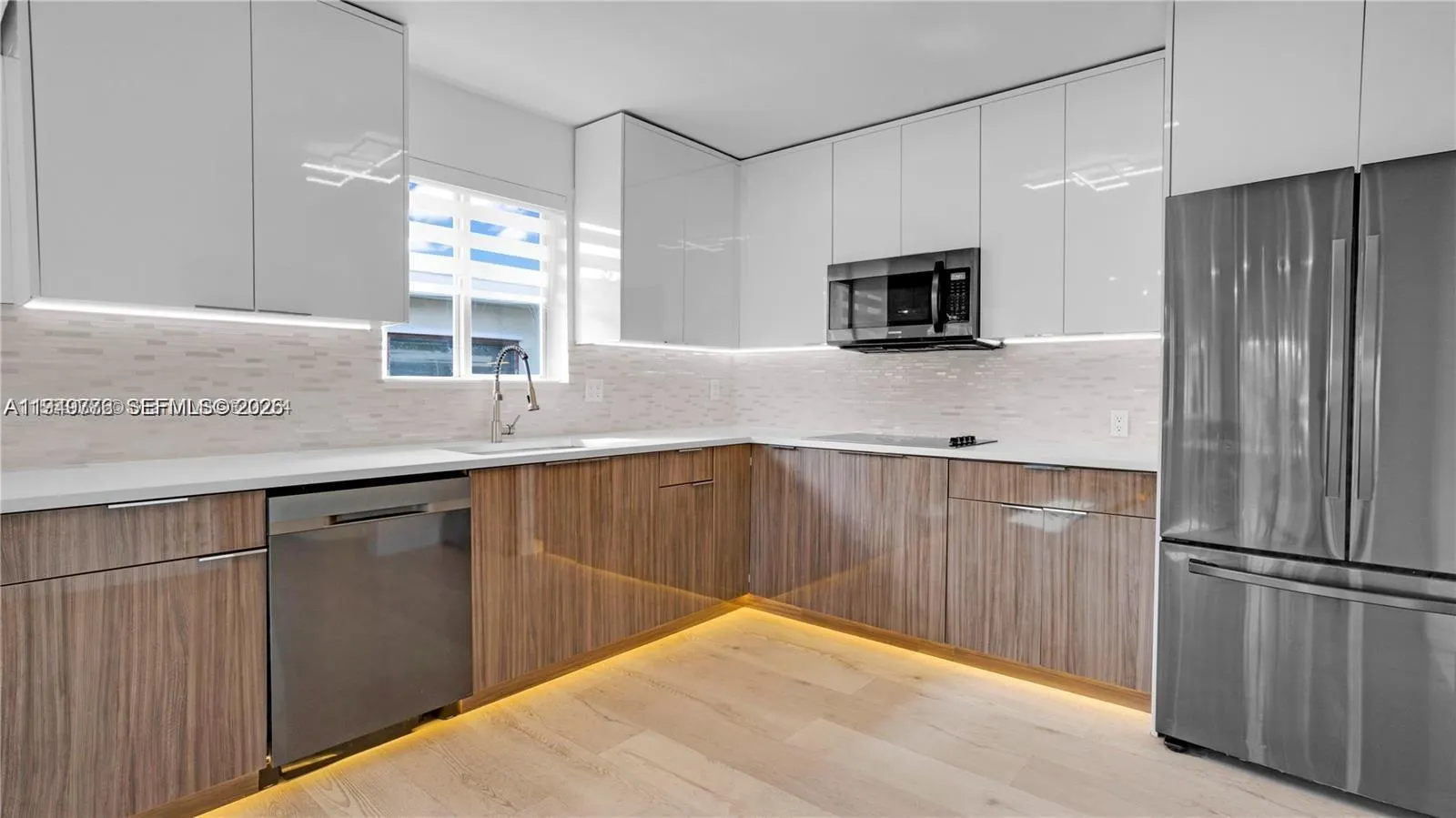 806 Ne 6th St, Hallandale Beach, Florida 33009, Hallandale Beach, Florida 33009, ,Residential Income,For Sale,806 Ne 6th St, Hallandale Beach, Florida 33009,A11949776