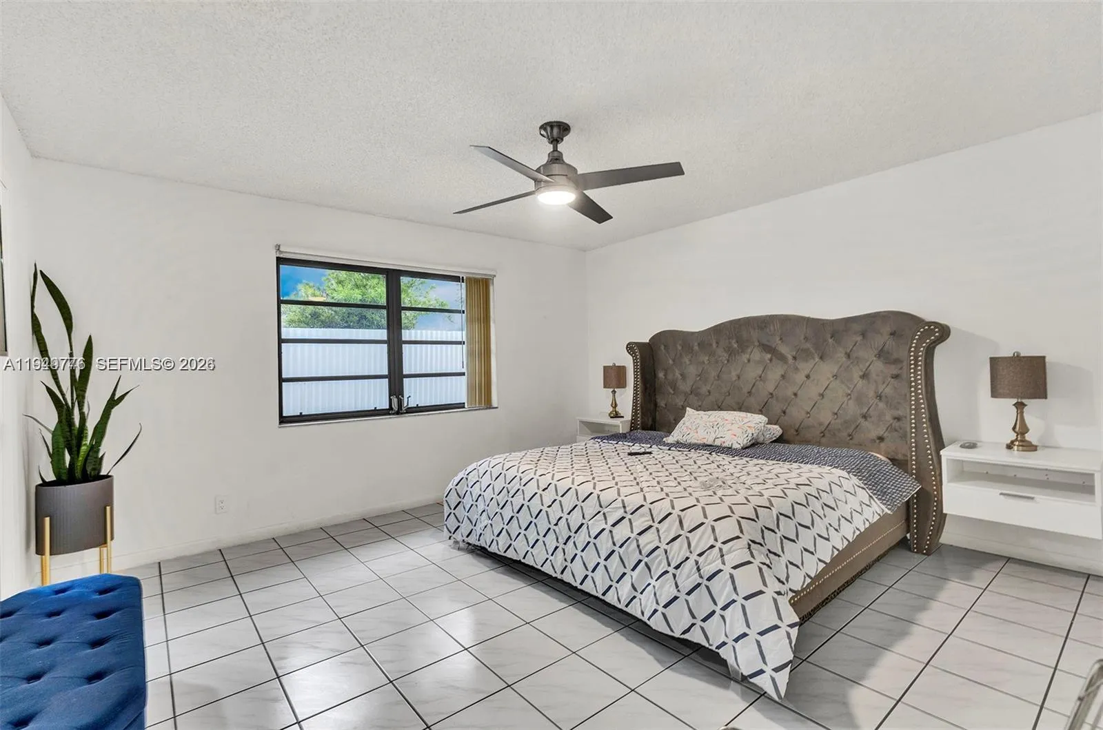806 Ne 6th St, Hallandale Beach, Florida 33009, Hallandale Beach, Florida 33009, ,Residential Income,For Sale,806 Ne 6th St, Hallandale Beach, Florida 33009,A11949776