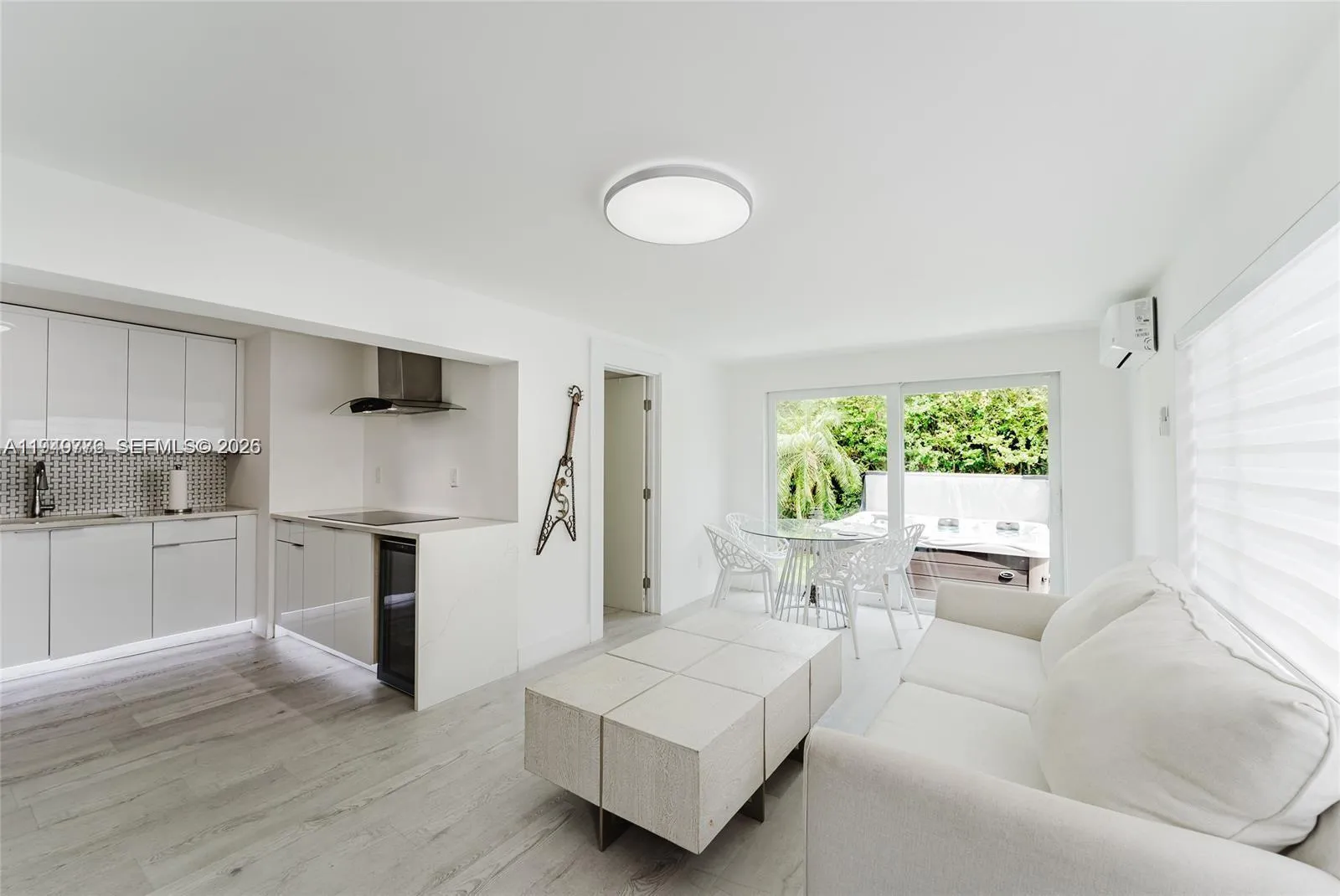 806 Ne 6th St, Hallandale Beach, Florida 33009, Hallandale Beach, Florida 33009, ,Residential Income,For Sale,806 Ne 6th St, Hallandale Beach, Florida 33009,A11949776