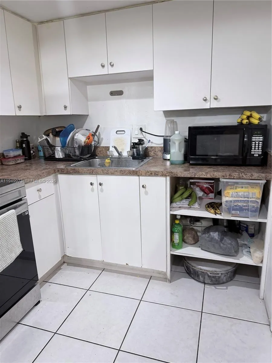 11930 Ne 19th Dr 28, North Miami, Florida 33181, North Miami, Florida 33181, 3 Bedrooms Bedrooms, ,2 BathroomsBathrooms,Residential,For Sale,11930 Ne 19th Dr 28, North Miami, Florida 33181,A11949973