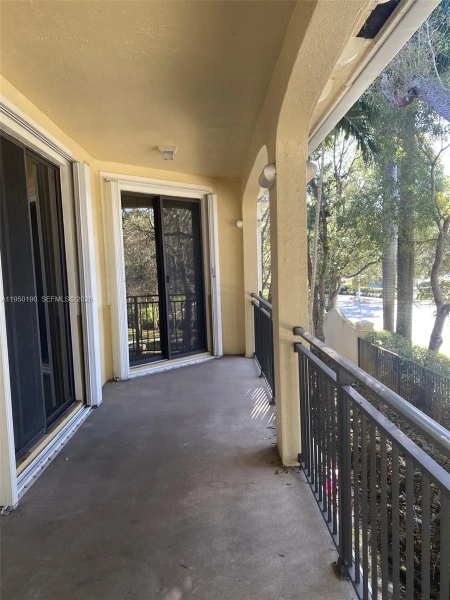 1659 Passion Vine Cir 18-4, Weston, Florida 33326, Weston, Florida 33326, 4 Bedrooms Bedrooms, ,2 BathroomsBathrooms,Residential,For Sale,1659 Passion Vine Cir 18-4, Weston, Florida 33326,A11950190
