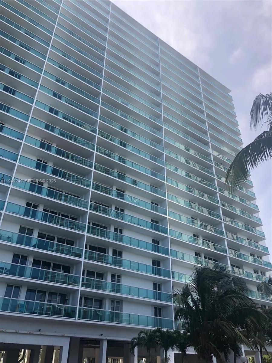 100 Bayview Dr 408, Sunny Isles Beach, Florida 331, Sunny Isles Beach, Florida 33160, 2 Bedrooms Bedrooms, ,2 BathroomsBathrooms,Residential,For Sale,100 Bayview Dr 408, Sunny Isles Beach, Florida 331,A11949249