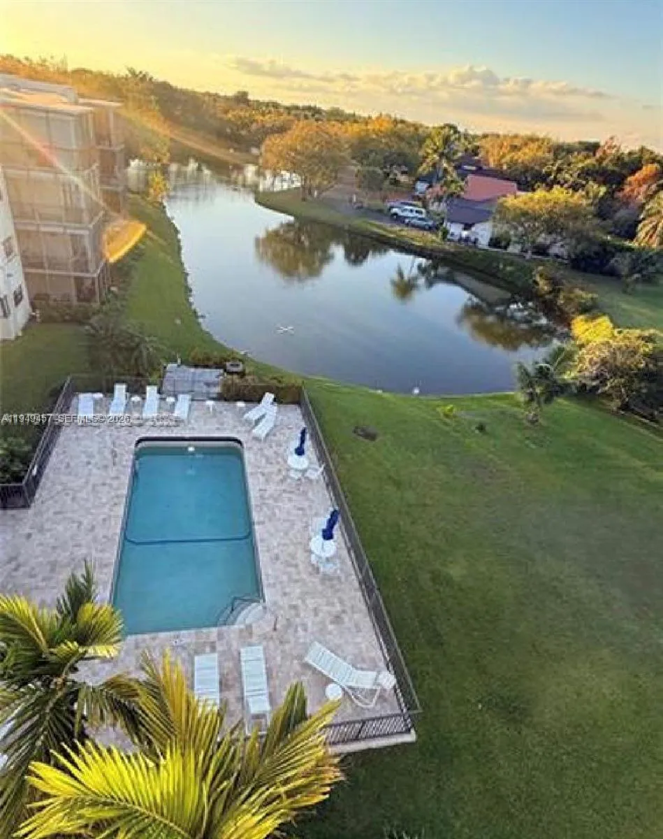 8931 N New River Canal Rd 4c, Plantation, Florida, Plantation, Florida 33324, 2 Bedrooms Bedrooms, ,2 BathroomsBathrooms,Residential,For Sale,8931 N New River Canal Rd 4c, Plantation, Florida ,A11949457