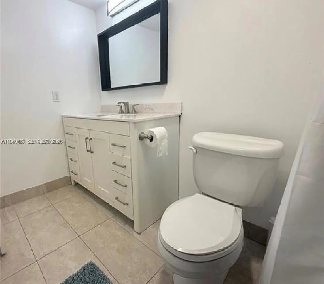 8931 N New River Canal Rd 4c, Plantation, Florida, Plantation, Florida 33324, 2 Bedrooms Bedrooms, ,2 BathroomsBathrooms,Residential,For Sale,8931 N New River Canal Rd 4c, Plantation, Florida ,A11949457