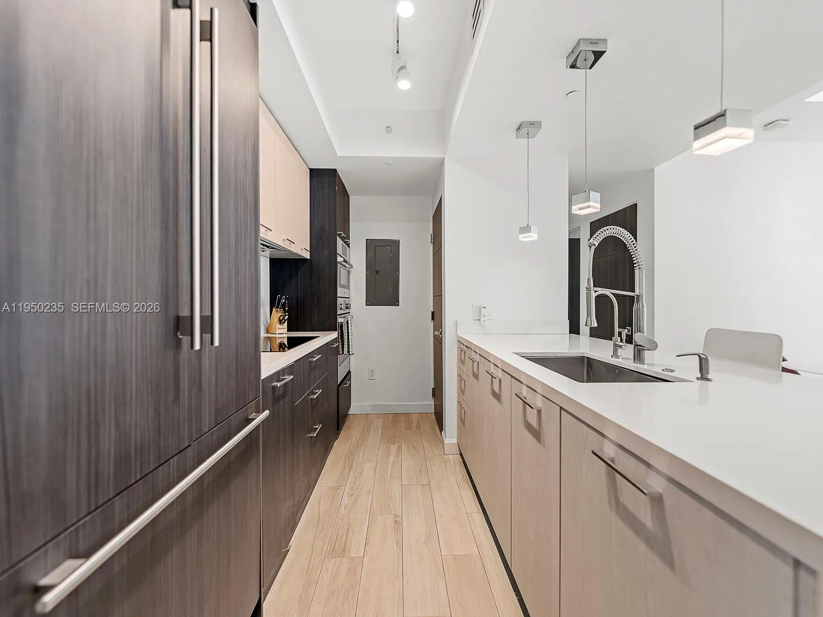 500 Brickell Ave 2203, Miami, Florida 33131, Miami, Florida 33131, 1 Bedroom Bedrooms, ,1 BathroomBathrooms,Residential,For Sale,500 Brickell Ave 2203, Miami, Florida 33131,A11950235