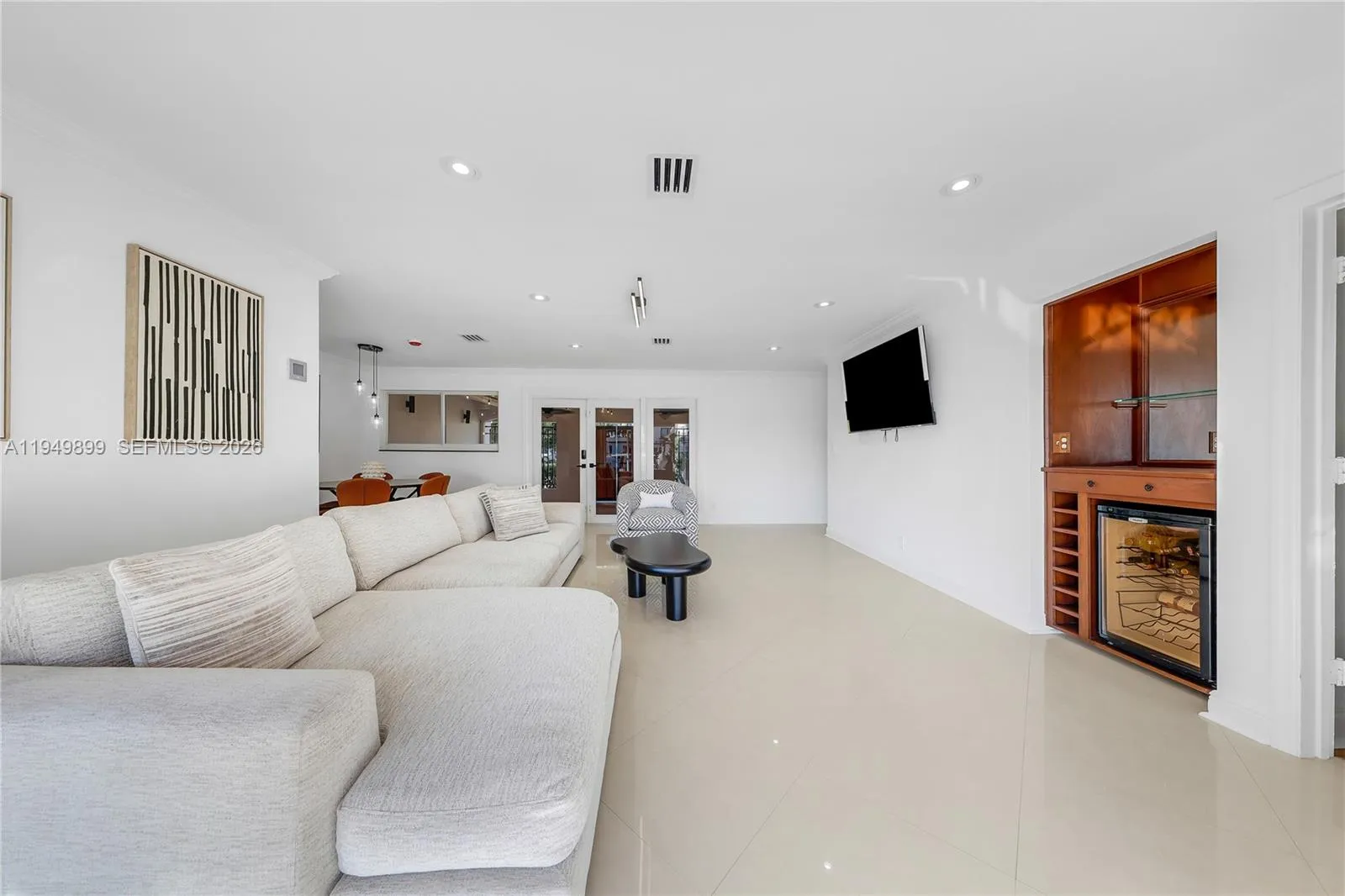 800 Se 3rd Ter, Pompano Beach, Florida 33060, Pompano Beach, Florida 33060, 3 Bedrooms Bedrooms, ,3 BathroomsBathrooms,Residential Lease,For Rent,800 Se 3rd Ter, Pompano Beach, Florida 33060,A11949899