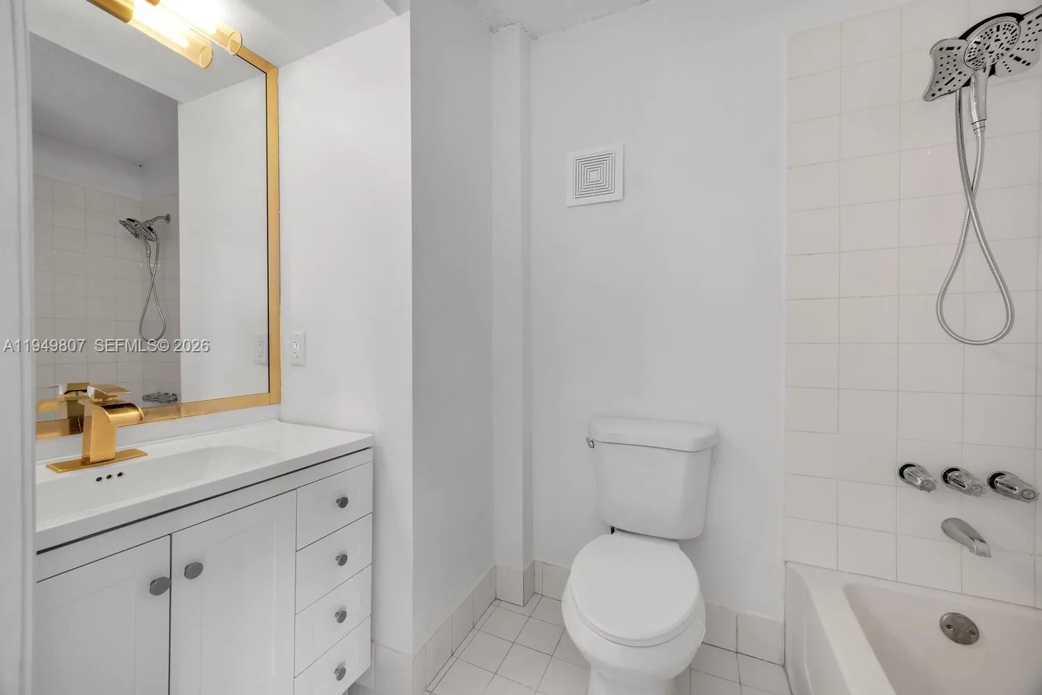 390 Nw 86th Ct 803, Miami, Florida 33126, Miami, Florida 33126, 3 Bedrooms Bedrooms, ,2 BathroomsBathrooms,Residential,For Sale,390 Nw 86th Ct 803, Miami, Florida 33126,A11949807