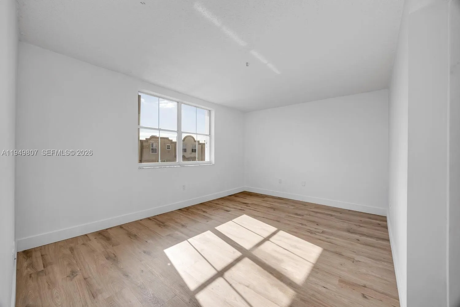 390 Nw 86th Ct 803, Miami, Florida 33126, Miami, Florida 33126, 3 Bedrooms Bedrooms, ,2 BathroomsBathrooms,Residential,For Sale,390 Nw 86th Ct 803, Miami, Florida 33126,A11949807