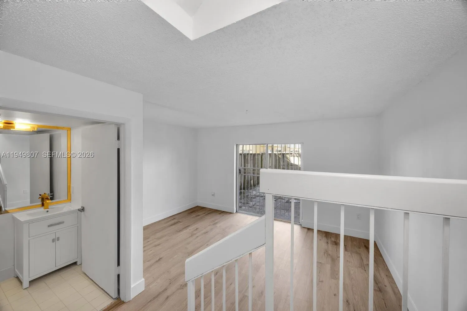 390 Nw 86th Ct 803, Miami, Florida 33126, Miami, Florida 33126, 3 Bedrooms Bedrooms, ,2 BathroomsBathrooms,Residential,For Sale,390 Nw 86th Ct 803, Miami, Florida 33126,A11949807